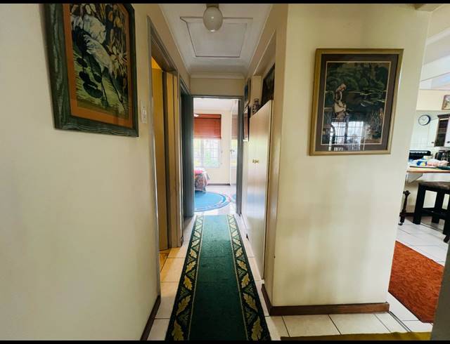 2 BEDROOM TOWNHOUSE FOR SALE IN SHERWOOD